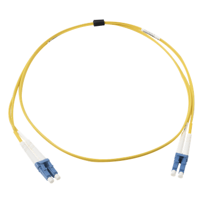 Jumper de Fibra Óptica Monomodo (OS2), XGLO, Riser, LC/UPC-LC/UPC Duplex, OFNR, Color Amarillo, 1 Metro (3.28 Pies)
