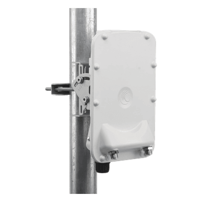 PTP-550  Hasta 1.36 GBps / 4910 - 6200 MHz / 802.11 AC Wave 2  MU-MIMO 4: 4x4 / BackHaul Conectorizado / Ideal para distancias de +80 km (C050055H014A)