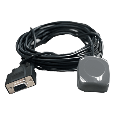 Combinación de Antena GPS y Receptor en un Sólo Componente, Incluyendo Cable y Conector RS-232 por Medio del Cual Proporciona Datos de Posicionamiento NMEA.