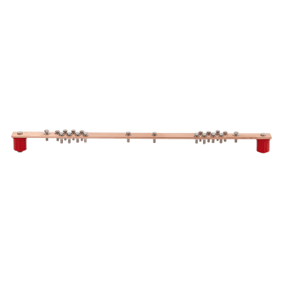 Barra Distribución Tierra Rack 19 in / Cobre 100% / 550A / Aisladores Rojos / 0.64 cm (0.25 in) / J-STD-607-A