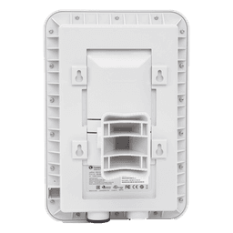 Access Point WiFi cnPilot e501S para exterior, IP67 grado industrial, Filtros para coexistencia con redes LTE, doble banda, antena sectorial 90-120 grados y puerto PoE secundario