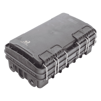 Caja de Distribución de Fibra Óptica para 24 Empalmes, con 8 acopladores SC/APC simplex, Exterior IP65, Color Negro