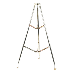 Montaje de tripie para exterior, altura total del tripie 1.52 m. Compatible con mástiles de hasta 3 m de largo 1  1/4 a 2" de diámetro 
