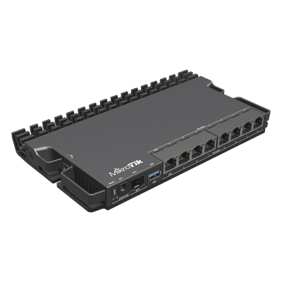 Router / 8 Puertos PoE In/Out / 2.5GbE / 10G SFP+ / 1U Rack / 130W PoE Total