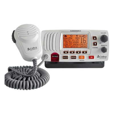 Radio móvil marino VHF clase D con antena interna de GPS, función de megafonía y grabador automático de 20 segundos de audio recibido. cuenta con los canales Internacionales, de Canadá y Estados Unidos
