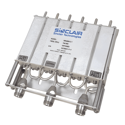 Duplexer Móvil / 806-960 MHz / 6 Cavidades / 45 MHz Separación / 50 W / BNC Hembra / 1.31' Altura