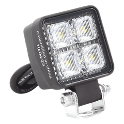 Luz de Trabajo LED / 800 Lúmenes / 4 LEDs 10 W / Alcance 75 m (246.1 ft) / 12-24 VCD / IP67 e IP69K