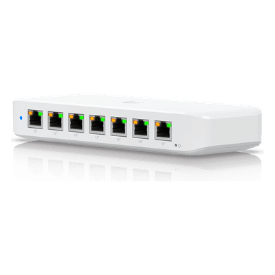 Switch PoE Capa 2 / 8 Puertos GbE / 7 Puertos PoE+ / 1 Puerto PoE++ / Conmutación 16 Gbps / 256 VLANs