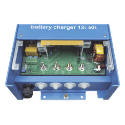 Cargador de Baterías / 24V 60A / Entrada Universal 90-265 VCA / Tres Salidas Aisladas / Carga Adaptativa con Compensación de Temperatura / Diseño Marino