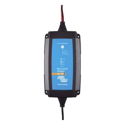 Blue Smart IP65 24/13 / Cargador de Baterías 24V, 13A / Para Ambientes Marinos y Terrestres. /  Para baterías de Plomo y Litio