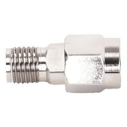 Adaptador en Línea de Conector SMA Macho Inverso a SMA Hembra, Níquel/ Oro/ Teflón.