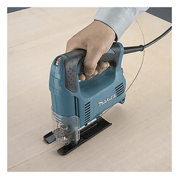 Sierra Caladora Ligera, con Inclinación de Corte / 450W / Incluye estuche.