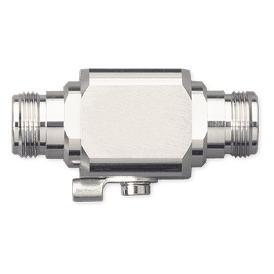 Protector contra descargas eléctricas. Cubre los rangos de frecuencia de los amplificadores de Señal Celular. 50 Ohm. Conectores N.