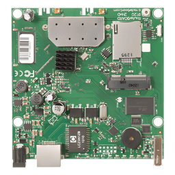 Tarjeta Inalámbrica y router en 2.4 GHz 802.11 b/g/n,  64 MB de RAM, 1 Puerto Gigabit Ethernet, Nivel de Licencia 4