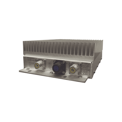 Amplificador Vehicular 136-174 MHz, Entrada 2-5W /Salida 100W, 18 Amp., UHF Hembras.