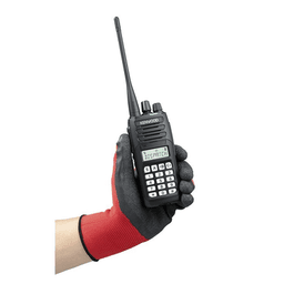 Radio portátil UHF 450-520 MHz, Digital NXDN-Analógico, DTMF, IP67, 5 Watts, 260 Canales, Roaming, Encriptación, Inc. antena, batería, cargador y clip
