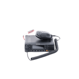 Radio móvil UHF 380-470 MHz, Digital NXDN-P25-DMR-Analógico, 45 W, Bluetooth, GPS, MicroSD, 1024 Canales, Incluye Accesorios