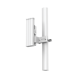 Antena Sectorial de 120° AirMetro con 16dBi en Banda 5Ghz (5150-5850 Mhz) Slant 45° Compatibilidad Multi-Marca para enlaces Multipunto, Conectores SMA Hembra Inverso.