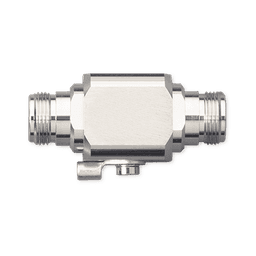 Protector contra descargas eléctricas. Cubre los rangos de frecuencia de los amplificadores de Señal Celular. 50 Ohm. Conectores N.