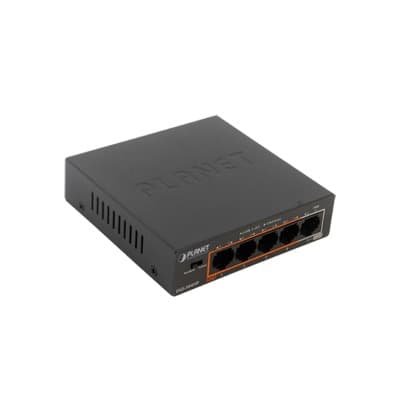 Switch PoE+ 802.3af/at Distancia 250 m, 4 Puertos, 1 Puerto 10/100 de Uplink