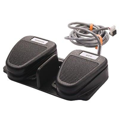 Interruptor de doble pedal con PTT. (Requiere caja de accesorios XAAB002A).